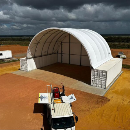 Kontenery i hale Hatpol